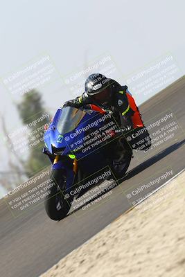 media/Sep-20-2025-TrackDaz (Sat) [[27f0cde673]]/B Group/1120am (Turn 2)/